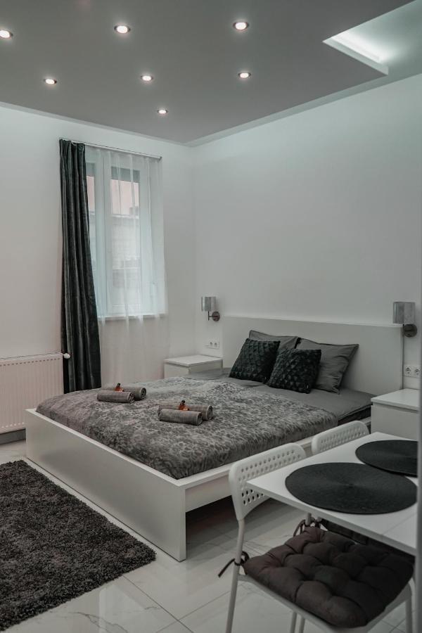 Luxury Pearl Residence Budapest Esterno foto